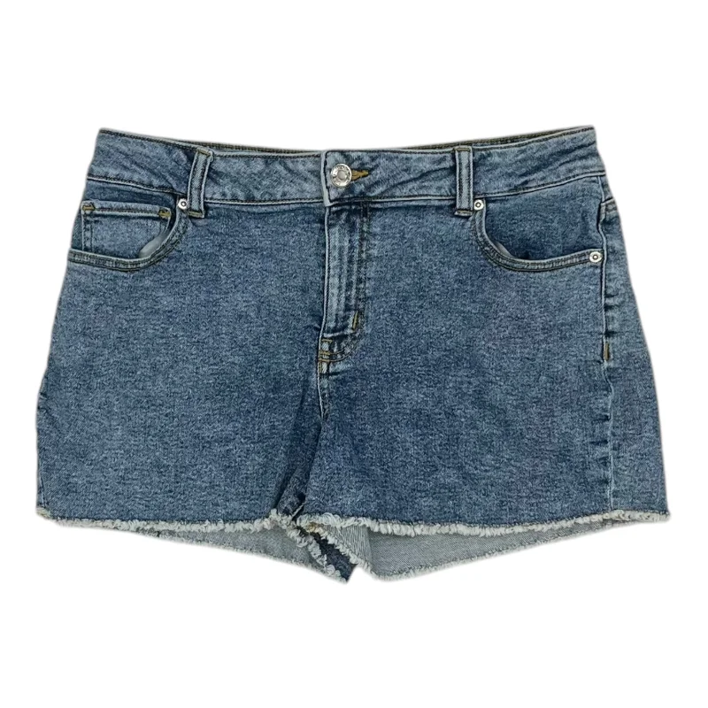 Men's Pants with Stretchable Fabric for FlexibilityShorts By Maurices In Blue Denim, Size:14